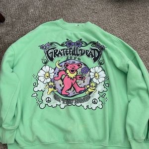 H&M Grateful Dead sweatshirt